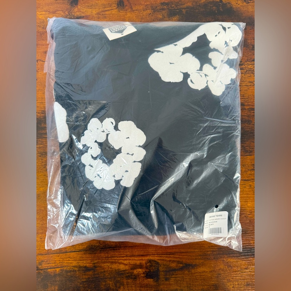 BLACK DENIM TEARS